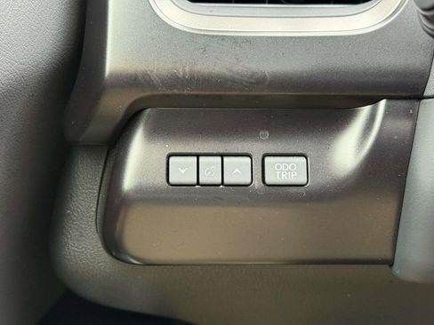 Used 2025 Lexus UX 300h AWD image 20