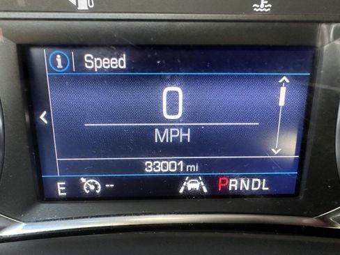Used 2023 Chevrolet Equinox LS w/ LS Convenience Package AWD/4WD image 30