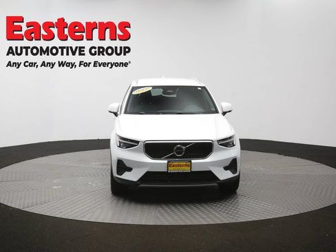 Used 2023 Volvo XC40 B5 Core AWD/4WD image 53