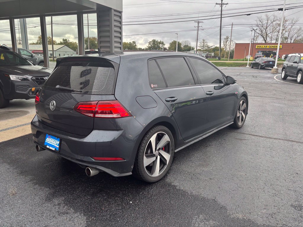 Used 2020 Volkswagen Golf 4-Door FWD image 5