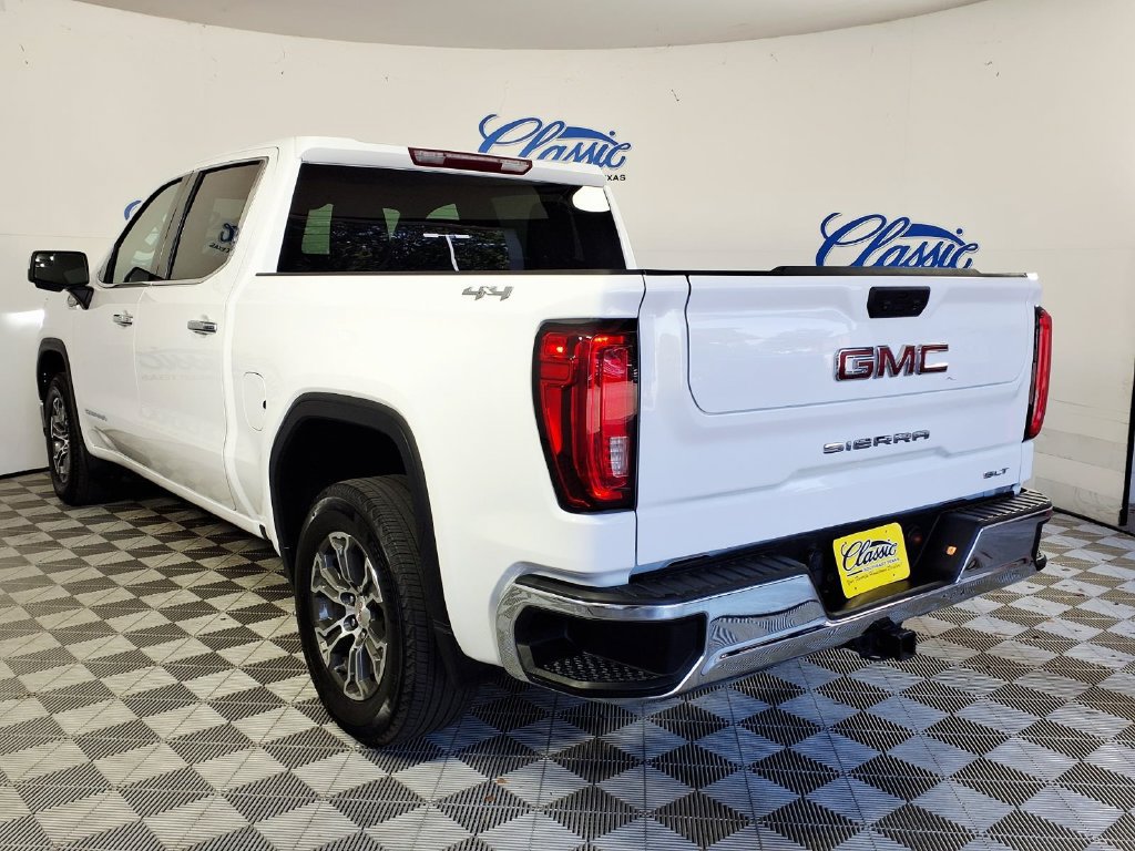 Used 2025 GMC Sierra 1500 SLT AWD/4WD image 2