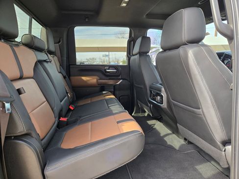 Used 2023 Chevrolet Silverado 2500 High Country w/ LPO, Hitch Package image 28