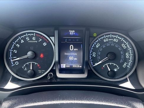 Used 2023 Toyota Tacoma TRD Sport w/ Advanced Technology Package AWD/4WD image 14