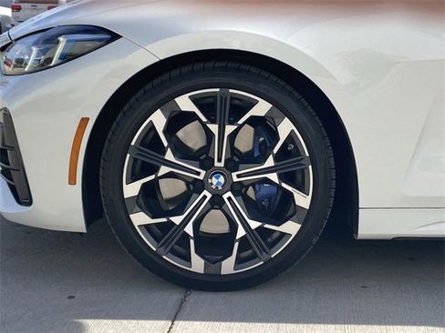 Certified 2025 BMW M440i Coupe w/ Premium Package image 11