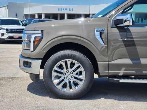 New 2026 Ford F150 Lariat w/ Equipment Group 501A Mid RWD image 8