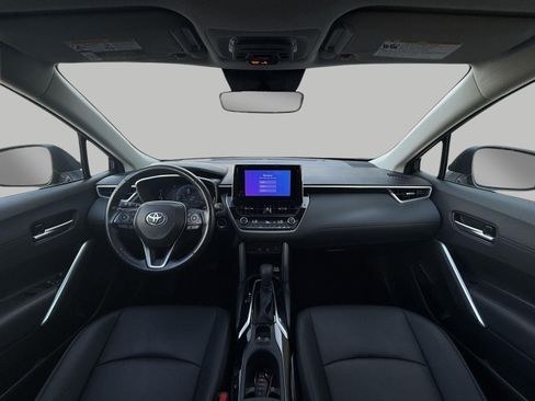 Used 2023 Toyota Corolla Cross XLE w/ Convenience Package AWD/4WD image 5