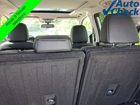 Used 2024 Nissan Rogue SL w/ SL Premium Package AWD/4WD image 8