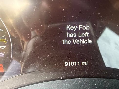 Used 2019 Jeep Grand Cherokee Laredo AWD/4WD image 9