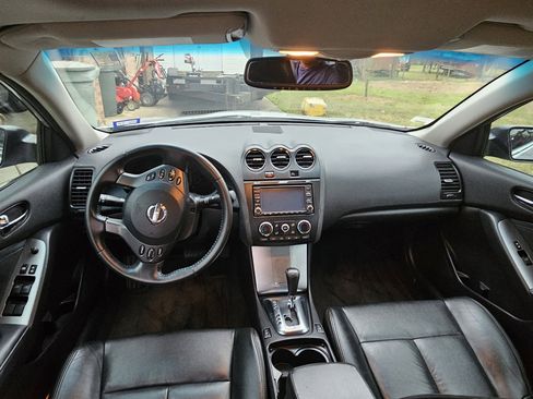 Used 2012 Nissan Altima 2.5 SL w/ Technology Pkg image 13