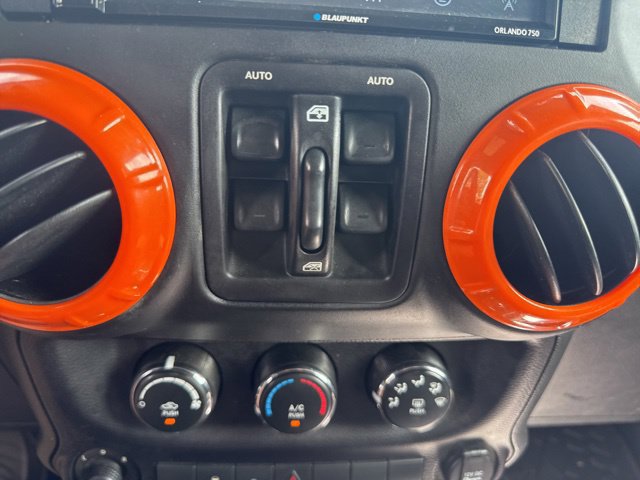 Used 2016 Jeep Wrangler Unlimited Sport w/ Quick Order Package 24S AWD/4WD image 17