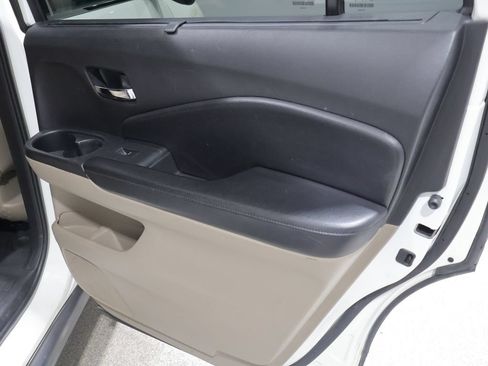 Used 2017 Honda Pilot Touring image 25
