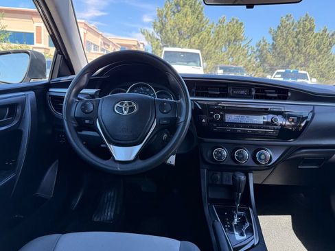 Used 2014 Toyota Corolla L FWD image 25