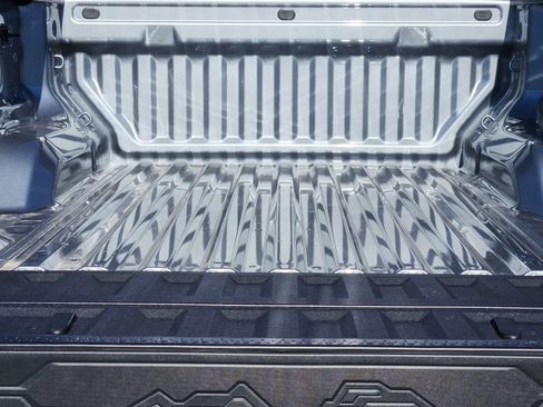 New 2026 GMC Canyon Elevation w/ Convenience Package image 36