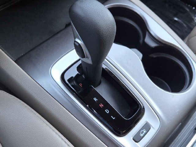 Used 2017 Honda Ridgeline RTL-T image 11