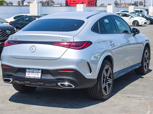 Used 2024 Mercedes-Benz GLC 300 4MATIC image 10
