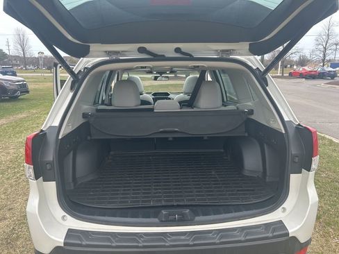 Used 2023 Subaru Forester Premium image 14