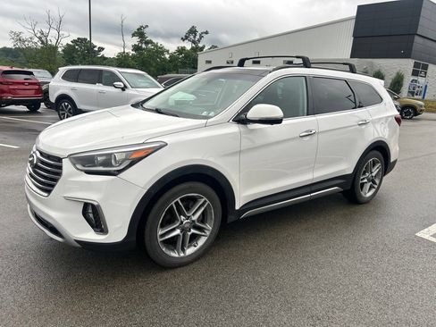 Used 2017 Hyundai Santa Fe Limited AWD/4WD image 3