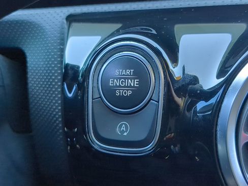 Used 2021 Mercedes-Benz A 220 image 30