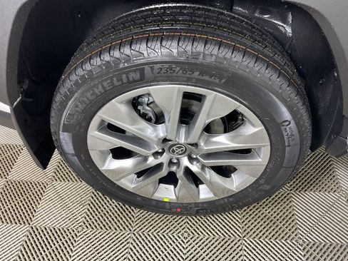 New 2025 Toyota RAV4 Limited image 9