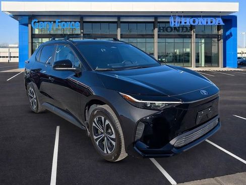 Used 2024 Toyota bZ4X XLE image 1