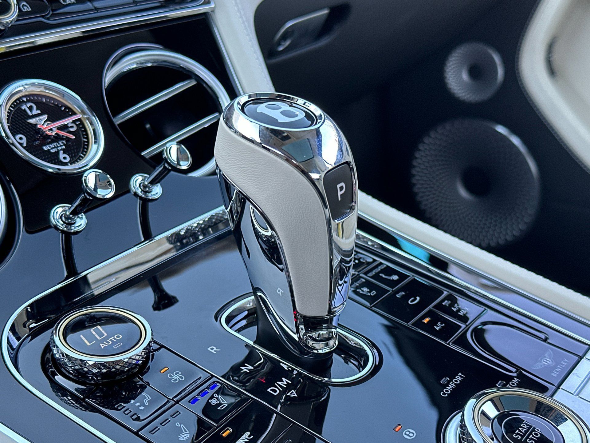 New 2026 Bentley Continental GT Azure AWD/4WD image 24