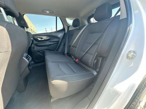 Used 2024 GMC Terrain SLE w/ Driver Convenience Package AWD/4WD image 23