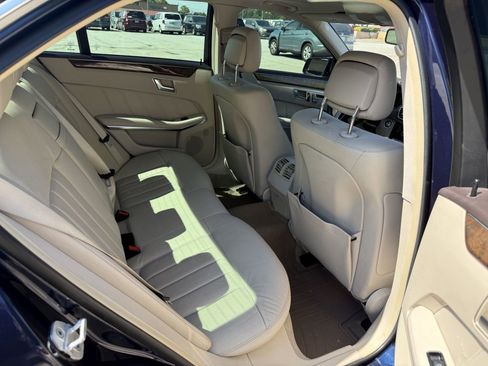 Used 2014 Mercedes-Benz E 350 Sedan image 24