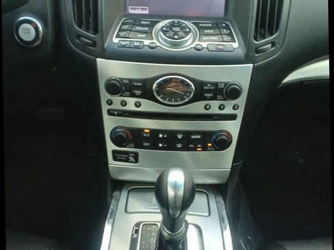 Used 2013 INFINITI G37 x Coupe w/ Premium Pkg AWD/4WD image 12