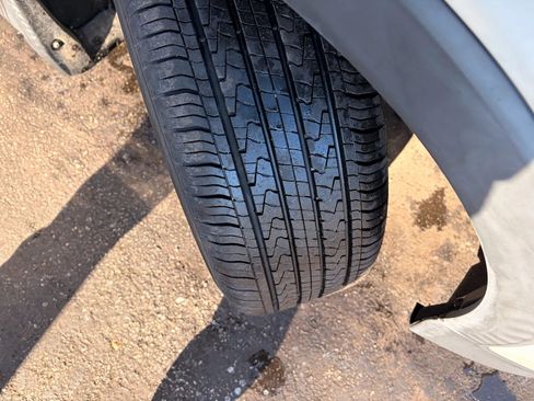 Used 2022 Honda HR-V LX image 37