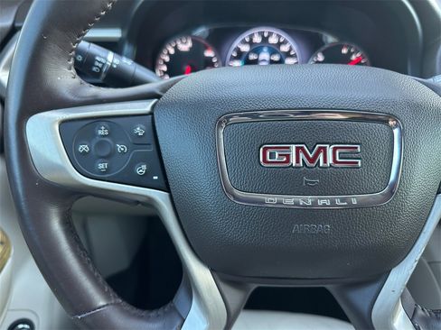 Used 2019 GMC Acadia Denali w/ Technology Package image 27
