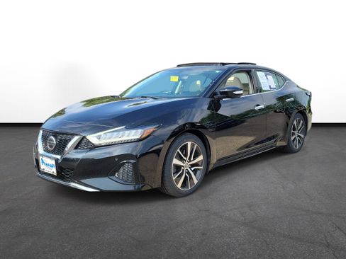 Used 2019 Nissan Maxima 3.5 SL w/ Floor Mat Group FWD image 2