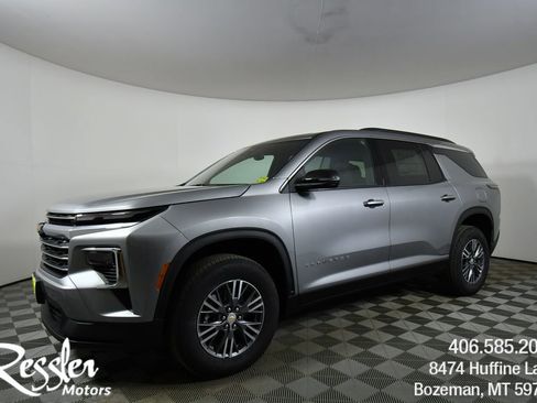 New 2026 Chevrolet Traverse LT w/ LPO, Floor Liner Package AWD/4WD image 1