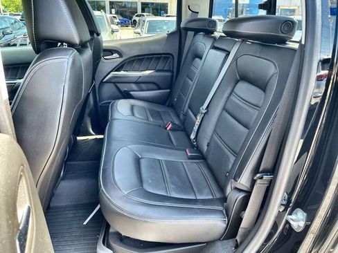 Used 2022 GMC Canyon Denali w/ Denali Black Edition Package AWD/4WD image 25