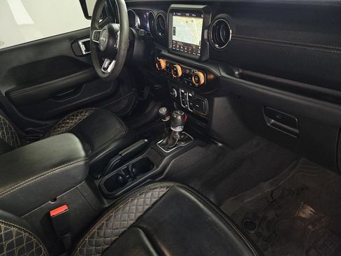 Used 2023 Jeep Wrangler Unlimited Sahara AWD/4WD image 28