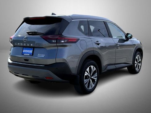 Used 2023 Nissan Rogue SV w/ SV Premium B Package image 5