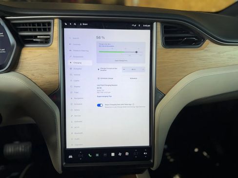 Used 2020 Tesla Model X Long Range image 12