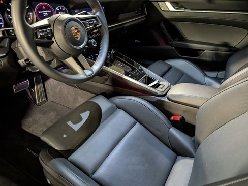 Certified 2024 Porsche 911 Carrera 4S AWD/4WD image 5