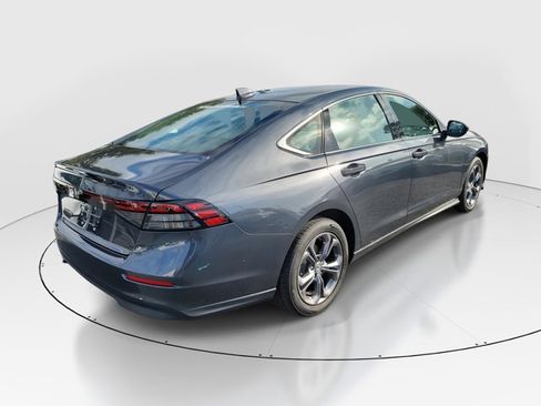 Certified 2023 Honda Accord EX image 34