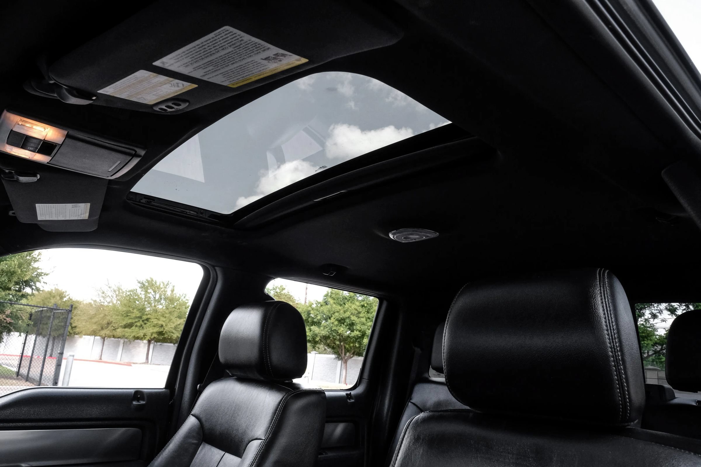 Used 2014 Ford F150 FX4 w/ Equipment Group 402A Luxury AWD/4WD image 5