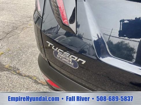 Used 2024 Hyundai Tucson Limited AWD/4WD image 5
