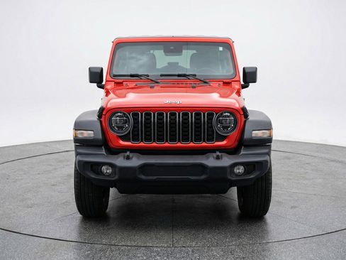 Used 2025 Jeep Wrangler Sport S image 2