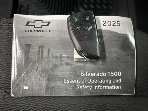 Used 2025 Chevrolet Silverado 1500 RST w/ Z71 Off-Road Package AWD/4WD image 37