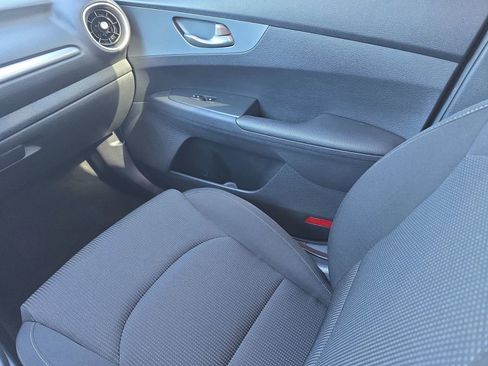 Used 2021 Kia Forte Sedan image 14