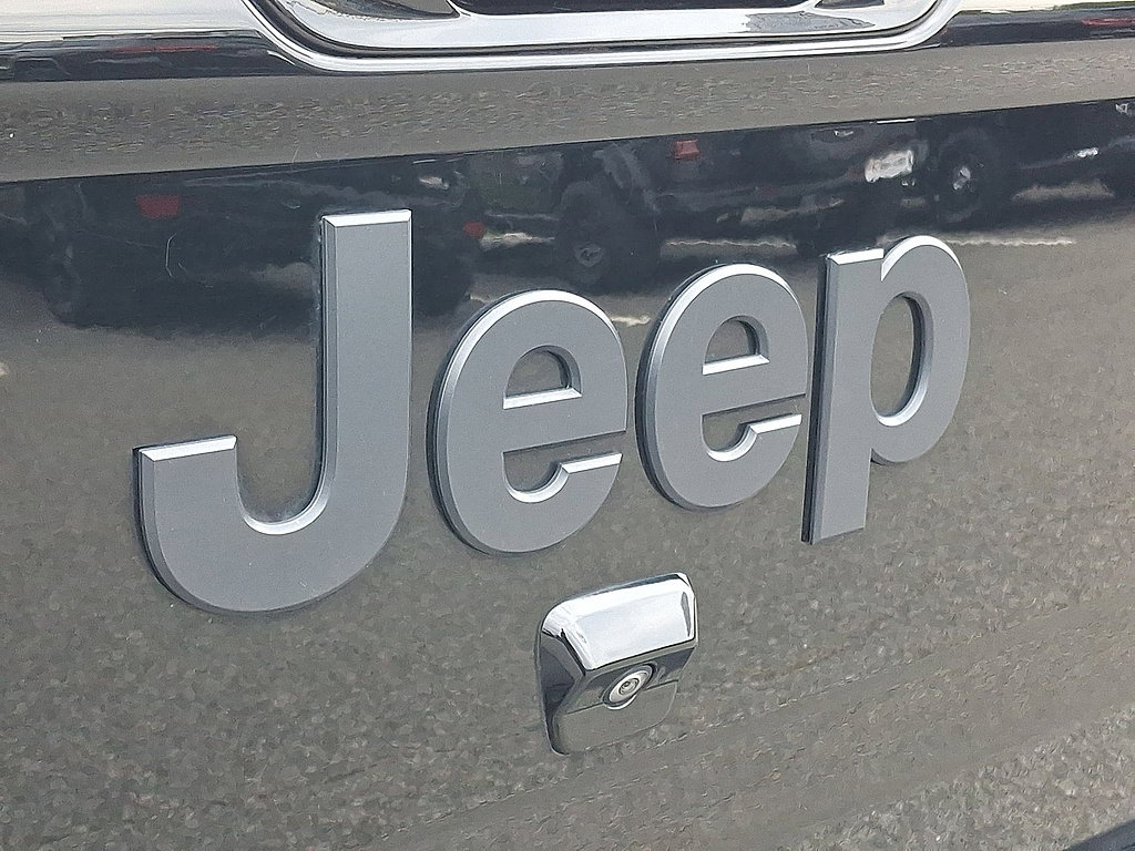 Used 2023 Jeep Gladiator Overland AWD/4WD image 30