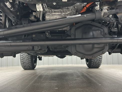 Used 2024 Jeep Wrangler Unlimited Sahara w/ Safety Group image 15