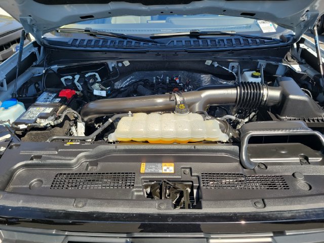 Certified 2025 Ford Expedition Active AWD/4WD image 25