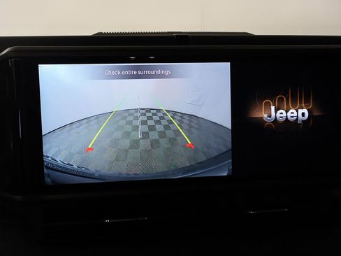 Used 2024 Jeep Wrangler Unlimited Sport AWD/4WD image 38