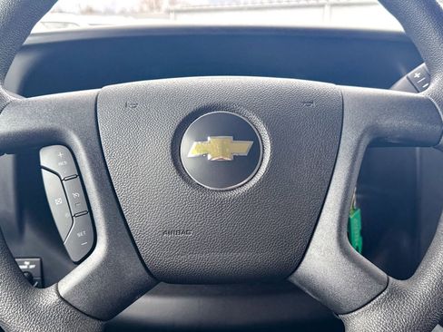 New 2025 Chevrolet Express 3500 w/ Power Convenience Package image 77