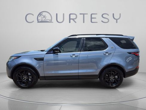 Used 2018 Land Rover Discovery HSE Luxury AWD/4WD image 2