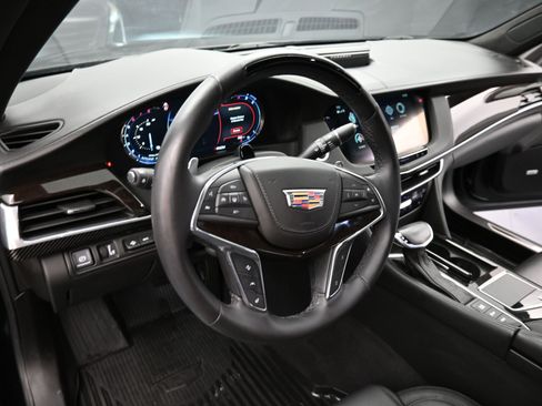 Used 2018 Cadillac CT6 Platinum image 9